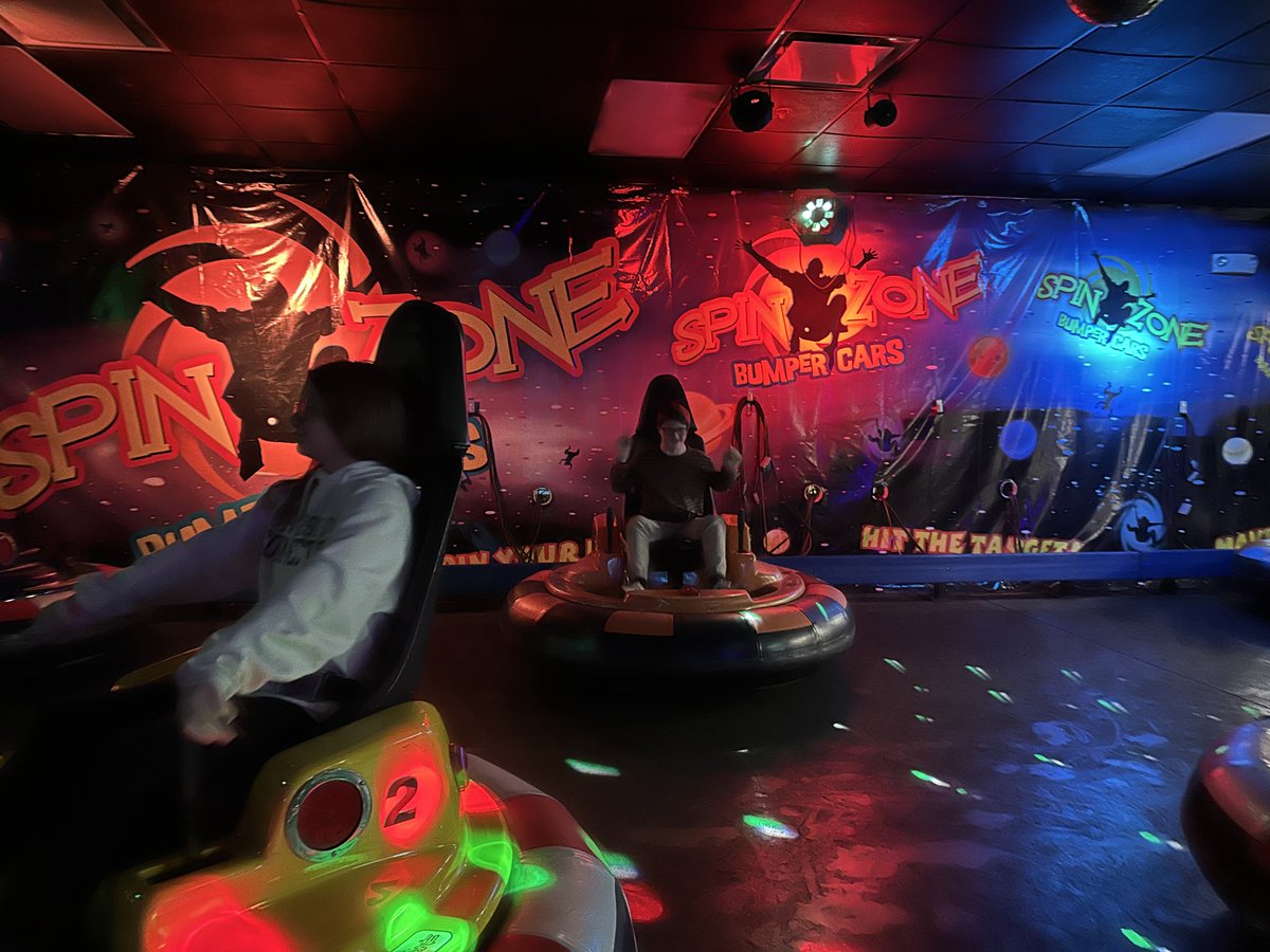 Gates Middle School tweet media