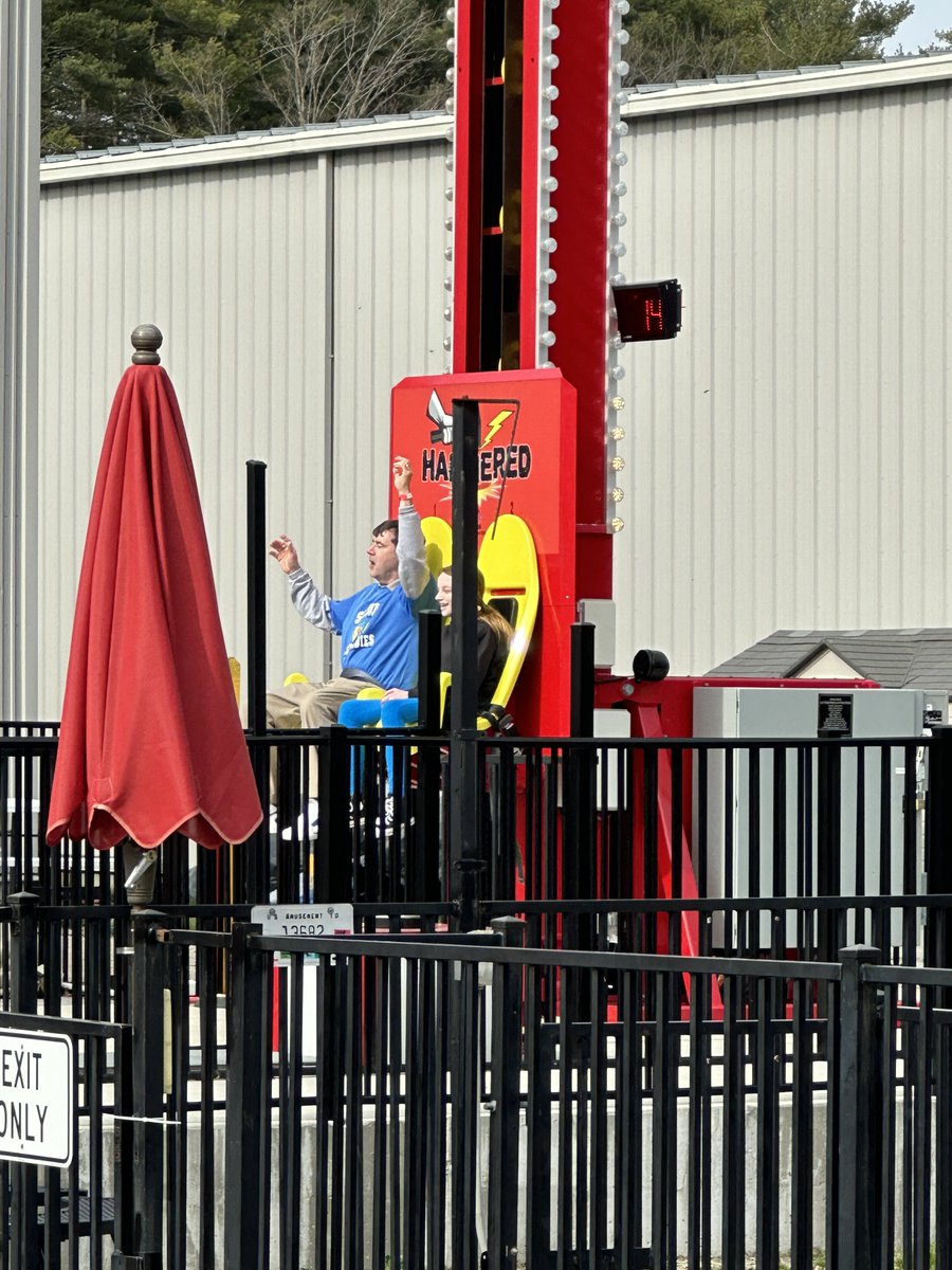 Gates Middle School tweet media