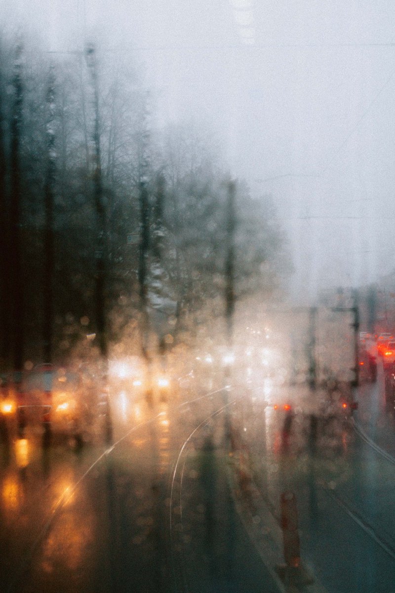 Good Wednesday 
It's been raining heavy for the past few days in Florida 
Stay safe