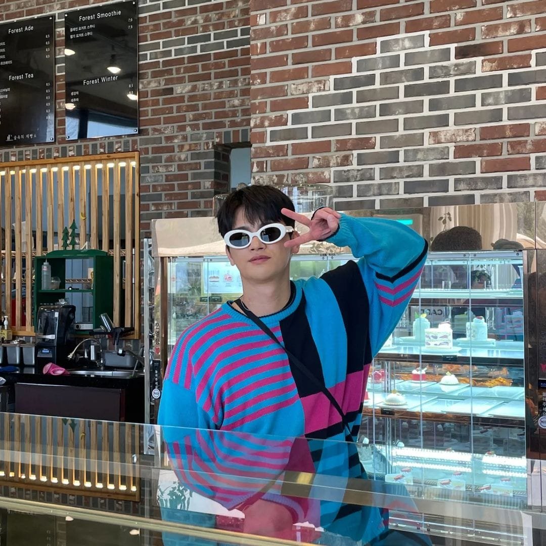 seoingukph1023's tweet photo. [📷] 230412 Seo In Guk (@seo_cccc) Instagram Update

https://t.co/7JkCcQx41k

================================
Q: Who in their mid-30s still has this much cuteness?
A: Seo In Guk the baby oppa
#SeoInGuk #서인국 #ソイングク #徐仁國 #SIGupdate #SIGstyle1023 https://t.co/sjIdhKcsBV