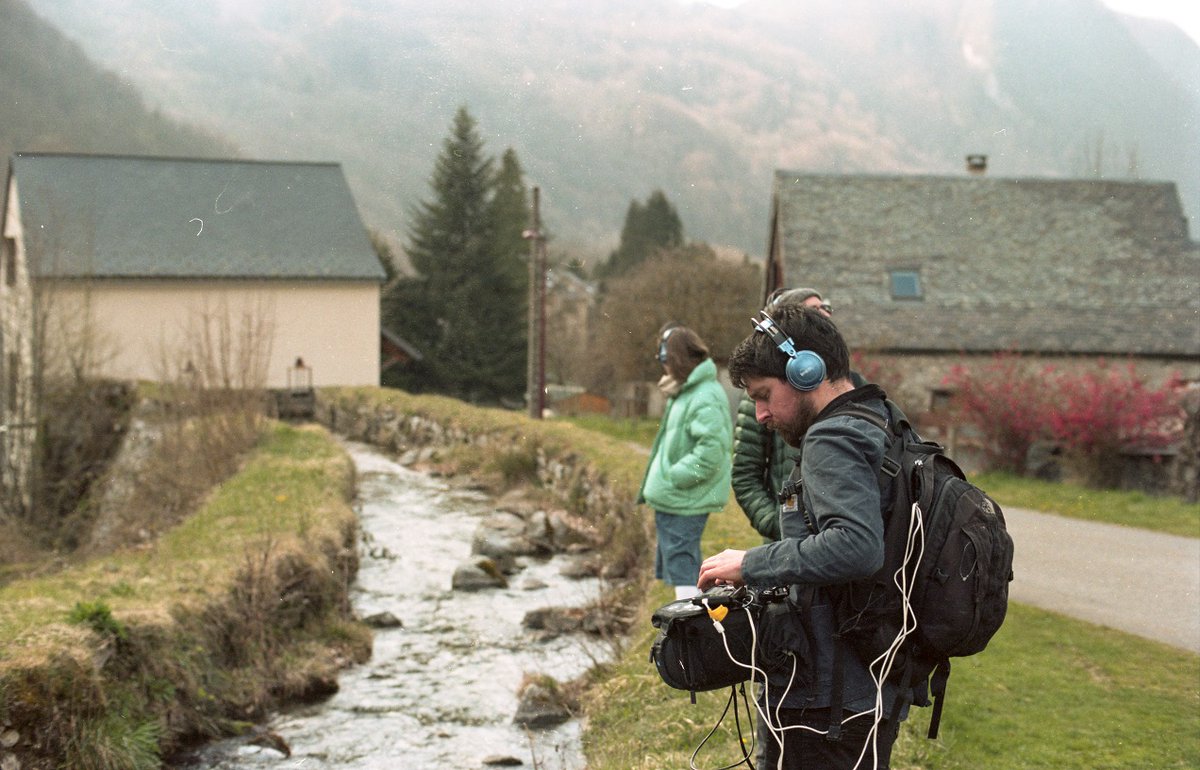 A rare opportunity to join internationally renowned sound artists, Chris Watson & Tim Shaw, on a field recording #workshop collecting sounds of nature in Cumbria.
📷 Tim Shaw (c)Bruno Mello
📷 Chris Watson (c)Kate Humble
#NationalLotteryHeritageFund #artscouncilengland