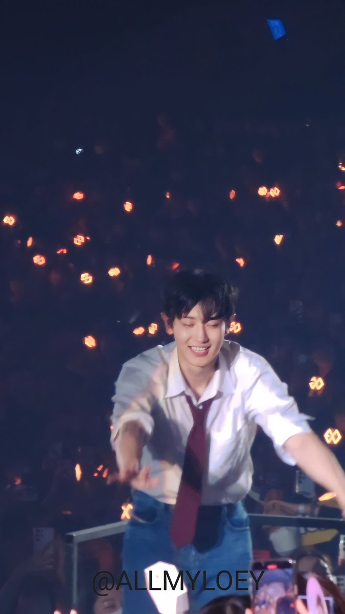 ALLMYLOEY's tweet photo. 😌🌌 https://t.co/waroBnARIL