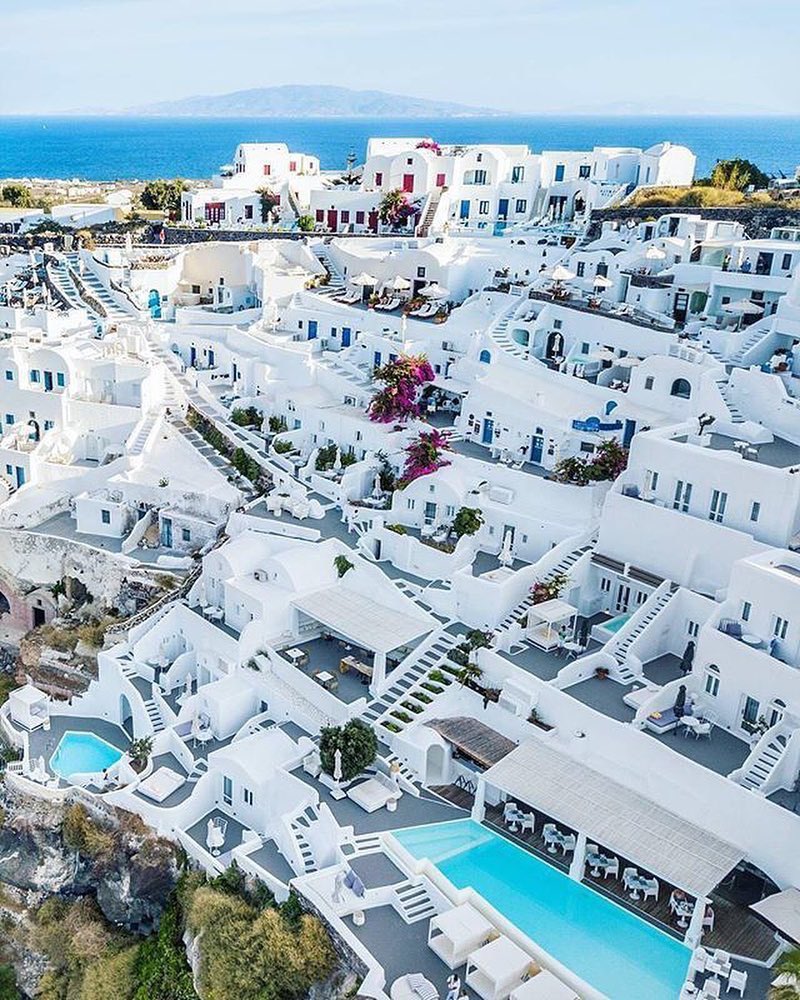 WallpaperZero1's tweet photo. GREECE 
so perfect 🙌🏿  
#greece ⁦@VisitGreecegr⁩ ⁦@wallpapermag⁩ https://t.co/wj4TSnDteE