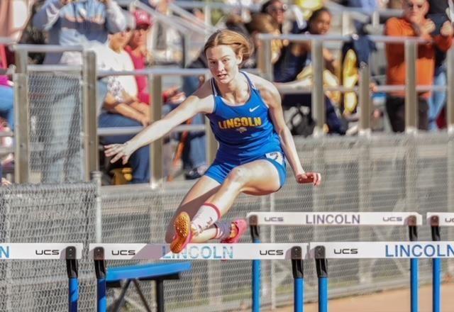 LincolnNM's tweet photo. LaMontagne qualified for the Sac-Joaquin Section Masters in both the 300-meter hurdles and the. https://t.co/sIcfc2bFXr https://t.co/OyXZL5Zc1e