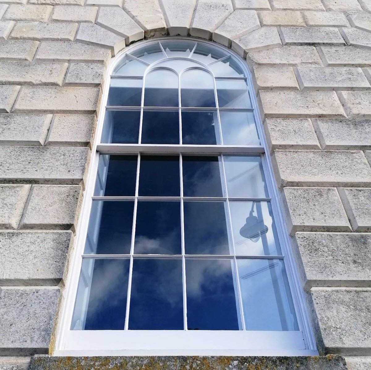 Did you know the #LSiBridport was constructed in 1835 and opened as a mechanics institute!

Find out more about the buildings history here - lsibridport.co.uk/history

#BridportHistory #Architecture #HistoricalBuilding #CommunityVenue #19thCentury #BridportVenue #dorsethistory