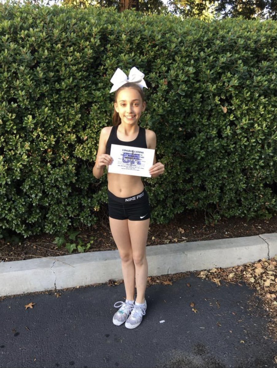 nicoleliddi's tweet photo. just being a little sappy because i miss cheering lol but i am so thankful for everything i learned from being a part of cali black ops. All of the cali coaches are top tier and truly shaped me into who i am today. Making this little girl proud☺️☺️ https://t.co/kqLa23ryGV