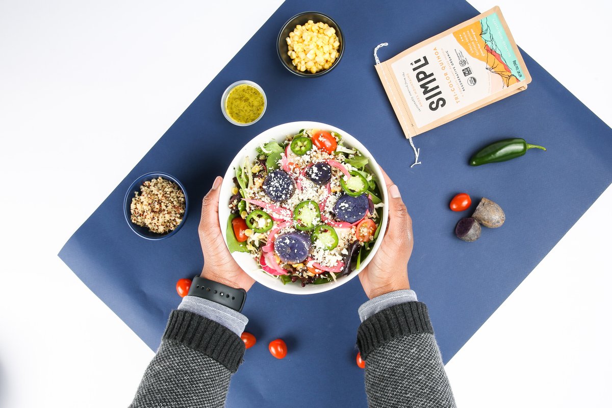 eatwellfound's tweet photo. Last chance to experience the mouthwatering flavors of our Peruvian Chopped Salad! 🥗Made with SIMPLI's Tri-Color Quinoa and 100% Greek Extra Virgin Olive Oil, this dish is a must-try before it's off the menu this Friday, April 14th. https://t.co/iiaMZMsKfp