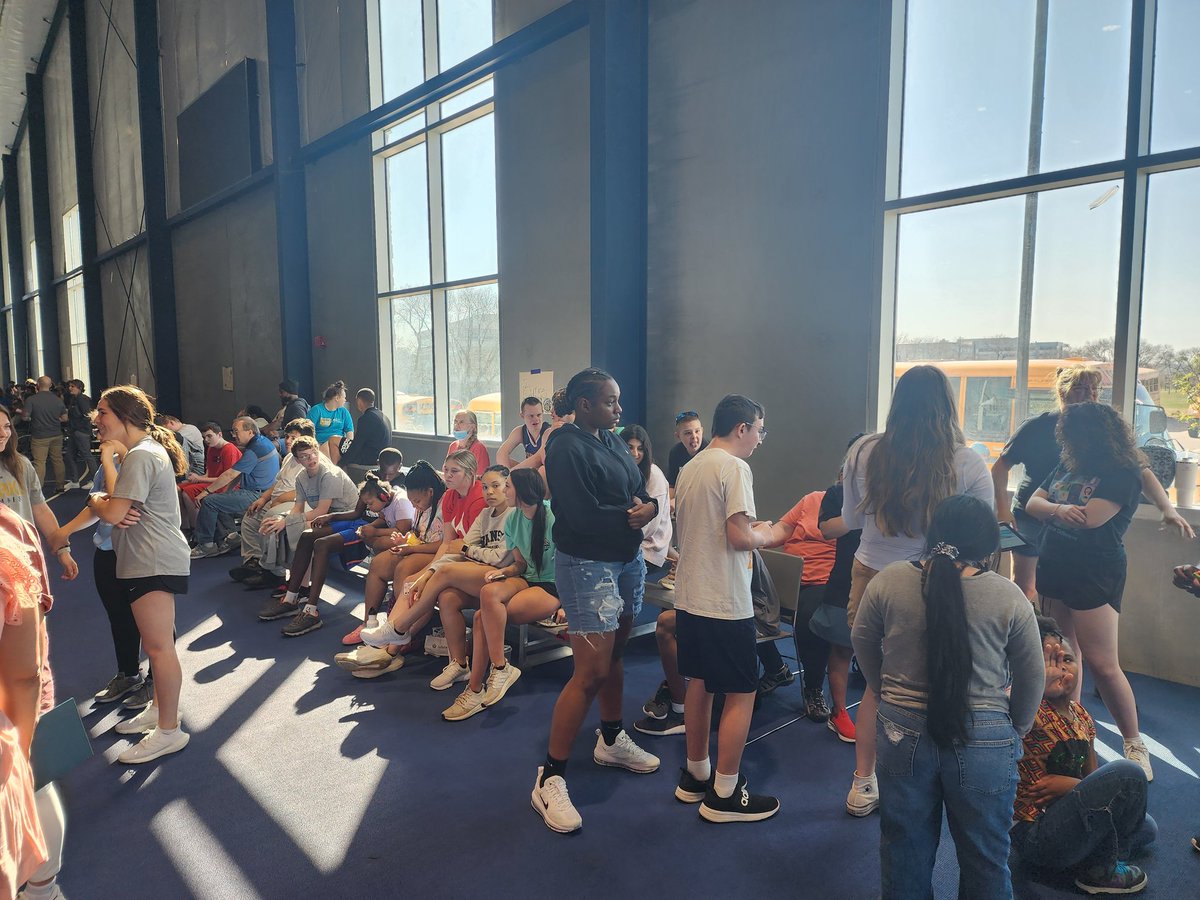 burke_athletics's tweet photo. Calm before the storm. Unified athletes gearing up for the #OPS Fellowship Games. Thanks to @CSM_Flames for hosting. https://t.co/1hPlh2m2Be