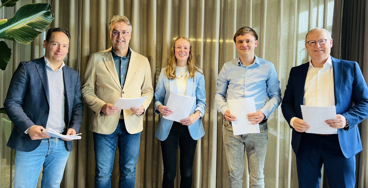 SAMENWERKEN 🤝🏼| Achter de schermen zijn we volop bezig met het plan Heldersveld in Overloon. Vandaag hebben we weer een volgende stap gezet door het ondertekenen van een samenwerkingsovereenkomst met de CPO-groep Overloon.