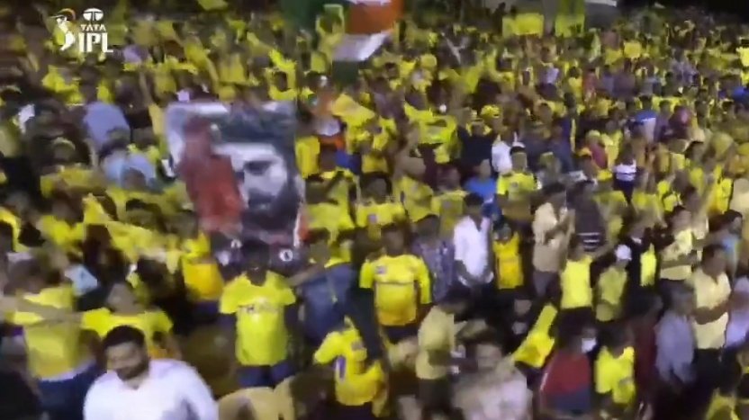 only_pspk's tweet photo. Kalyan banner at chepauk stadium💛 #CSKvsRR https://t.co/1yiXk126bC