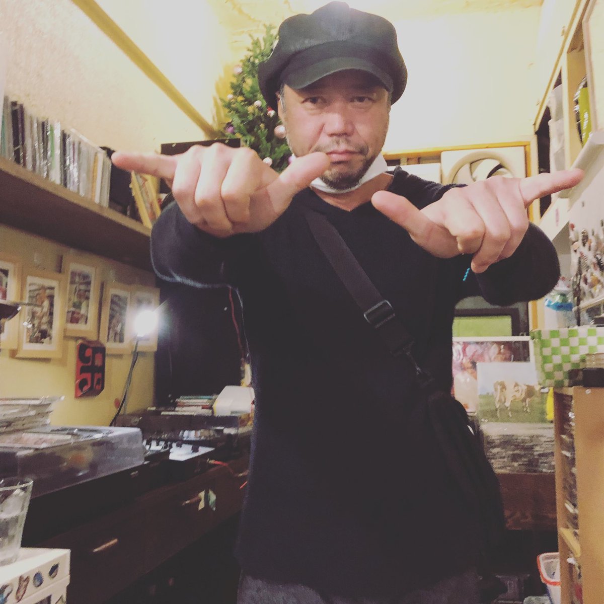 shimirin0208's tweet photo. 早いな、もう2年経つんかぁ…🍀
阪井隆史 1965 -2021

#df  #offmask00  #オフマスク00  #ラブビーチ  #lovebeach  #サカイシミズ https://t.co/27fOyo0o31