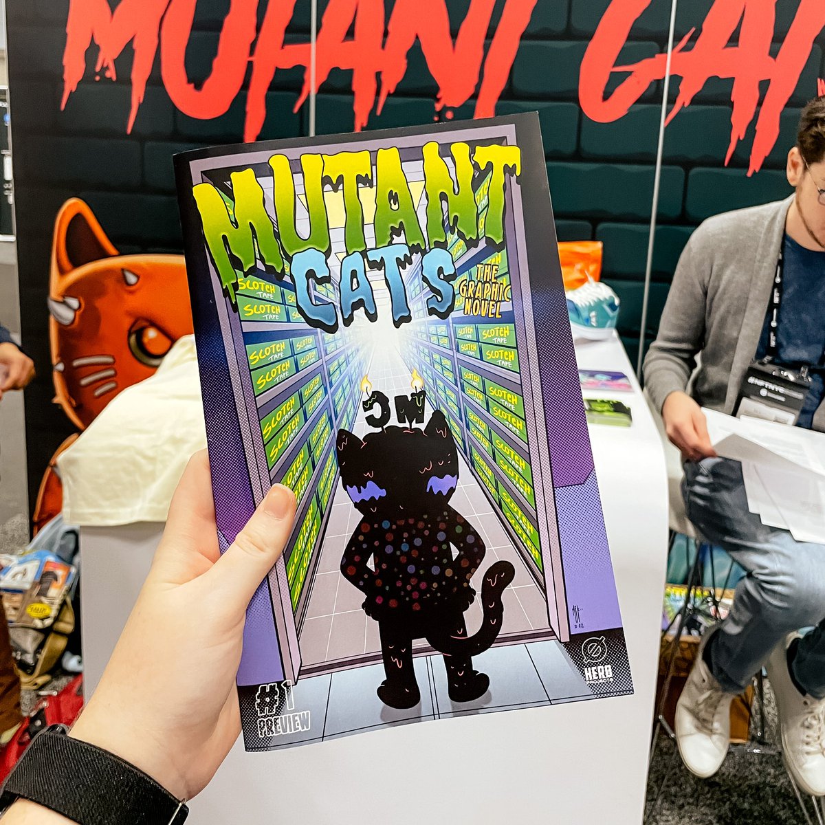 Found some cat friends at #NFTNYC2023! Thanks for the awesome merch 🐈

<a href="/mutantcatsDAO/">Mutant Cats DAO</a>