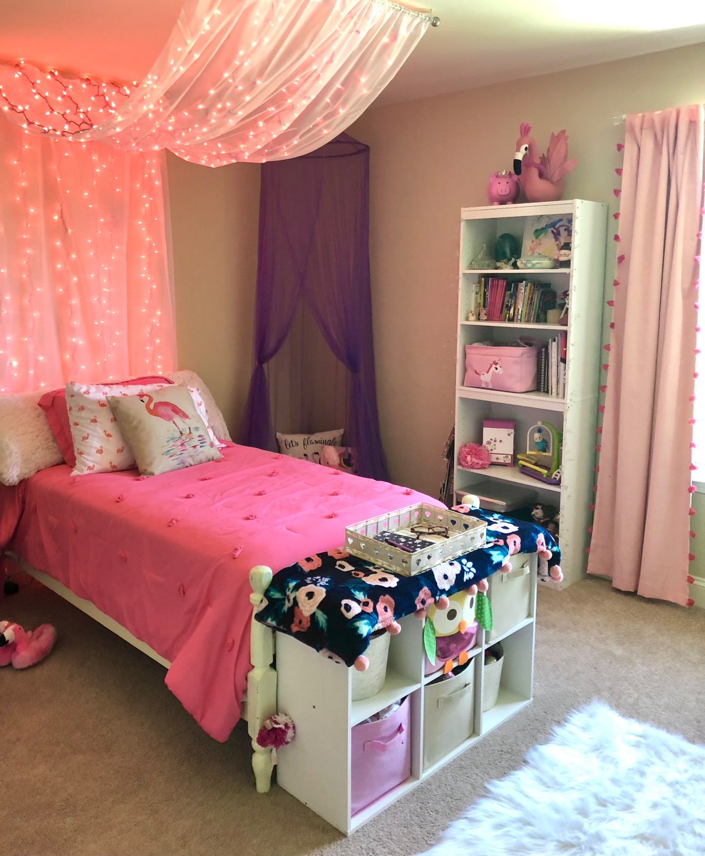 StarrDandO's tweet photo. Loved creating this space for a sweet little girl who loves pink, flamingos, and reading 💖🦩📖 

#interiordesign #interiordecorating #design #decorating #organization #littlegirlbedroom #surprise #pink #flamingos #reading https://t.co/JkMLBFQXtE