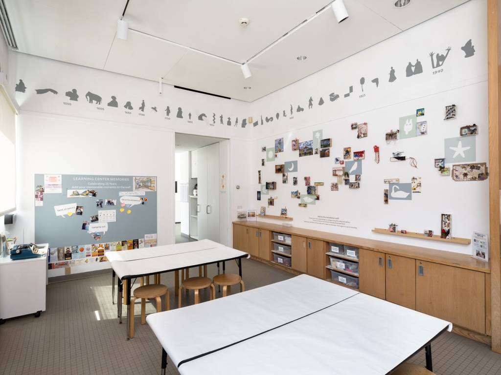 KatonahMuseum's tweet photo. Discover how creativity and imagination intertwine at the KMA. Unleash your artistic potential and explore the world of collage and assemblage boxes. 

Book Tickets > https://t.co/InqxKG2BSb
.
#MiniatureWorldsExhibition #AssemblageStudio #CreateSomethingNew #KatonahMuseumOfArt https://t.co/P8Y4XNe6Ta