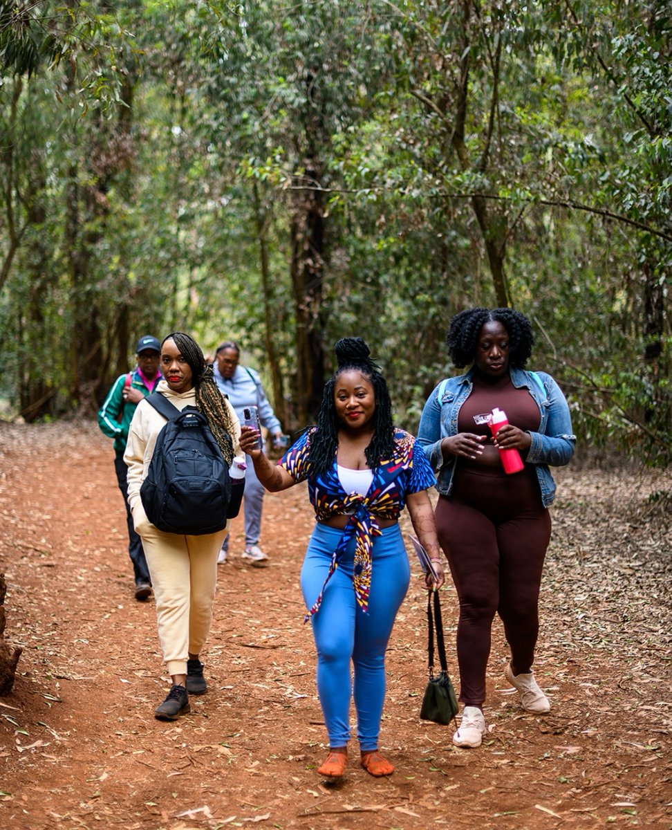 accent_styles's tweet photo. Because I love to know what you're thinking.  
What does that mean to you? 

" I am because we are; we are because I am."
- African Proverb 

#Africanproverb #foodforthought #africa #hike #greatoutdoors
#inspirationalquotes #positivethoughts #wordsofwisdom #quoteoftheday #safari https://t.co/M2zvkMJCUu