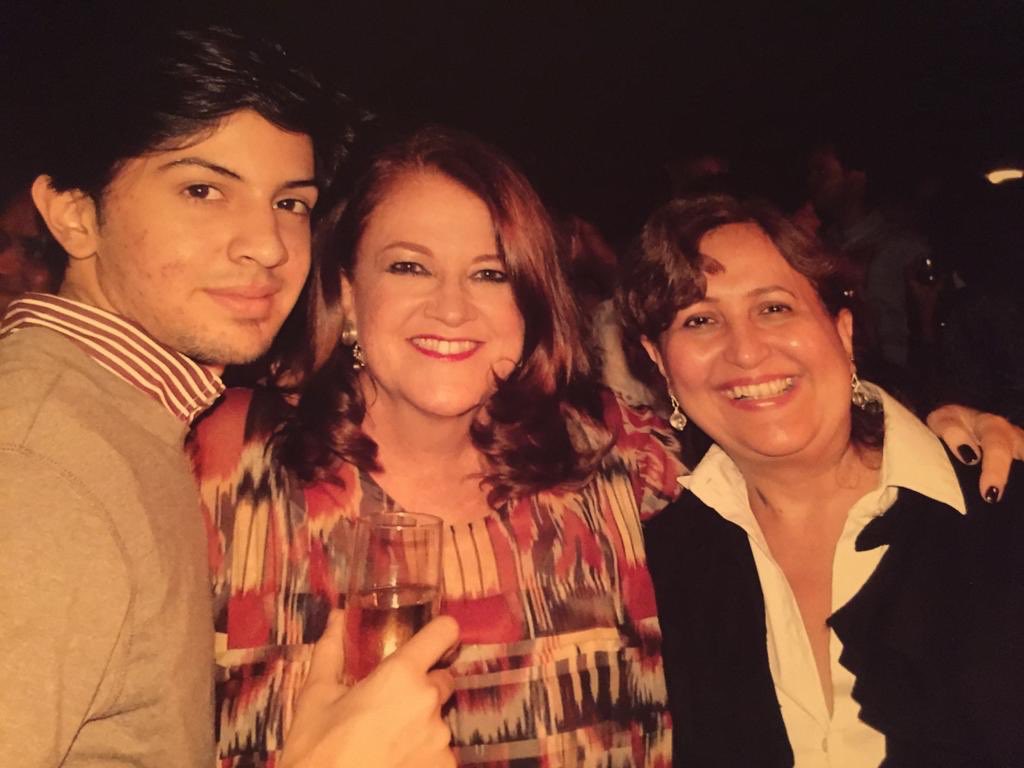 AliciaCastroAR's tweet photo. Conoci a Tibisay Lucena en Caracas hace más de 20 años y la admiro desde entonces. No hay pérdida de los seres que amamos. Hay “partida”. Seguirá dándonos ejemplo de su temple de mujer cabal, de conciencia suramericana, de libertad, de entereza, de amor por los semejantes. https://t.co/hGRtXFYowC