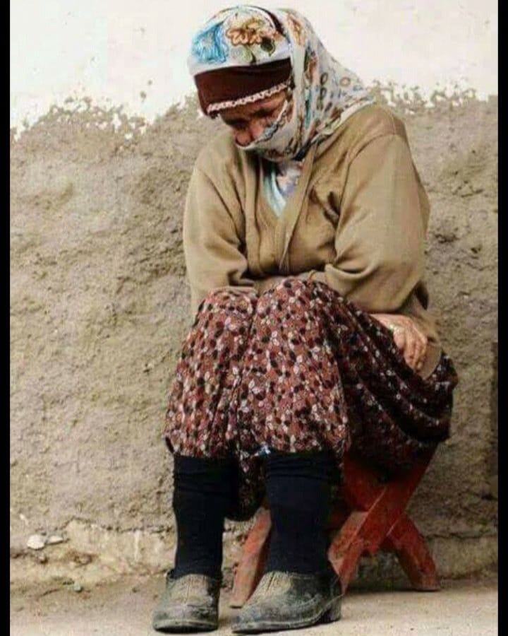 🧊Ömrümüzün
Son demi
🧊Son baharıdır artık
Geride
🧊Tescilsiz bir hayat bıraktık
[ŞE]
#TescileSozVerdiniz #TescilMağdurları
