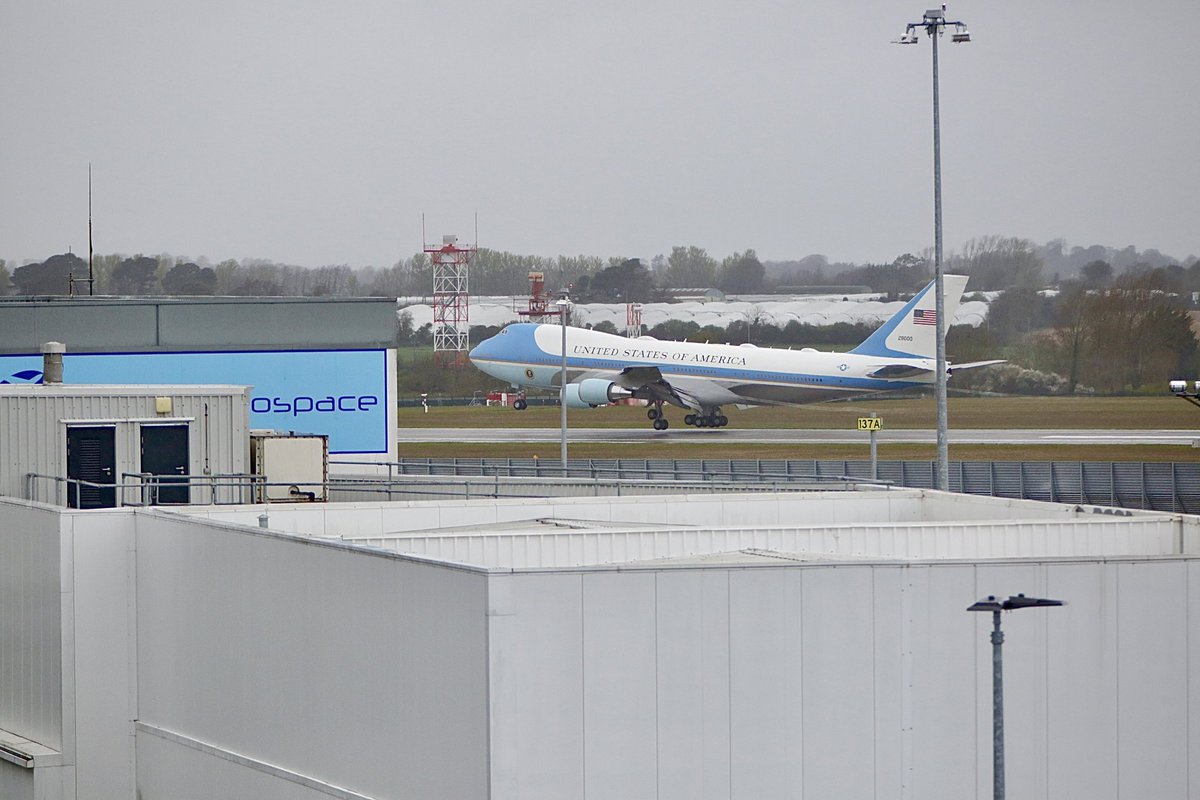 A glimpse of <a href="/POTUS/">President Donald J. Trump</a> <a href="/JoeBiden/">Joe Biden</a> and his planes today as he lands at <a href="/DublinAirport/">Dublin Airport</a> for his visit to #Ireland