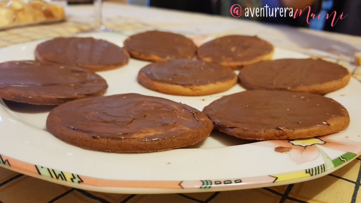 aventureramami's tweet photo. #HorneandoConAlbal .- Galletas de Mantequillaº https://t.co/nFtDM97TWc https://t.co/inXep2V61L