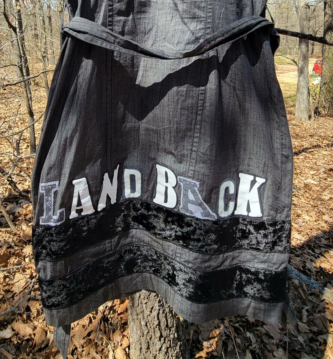 altrn8v_'s tweet photo. LAND BACK dress/cardigan- women's dress size 8.
•
Highest bid at: $50
•
(Place bids in comments) https://t.co/MJloonPExd