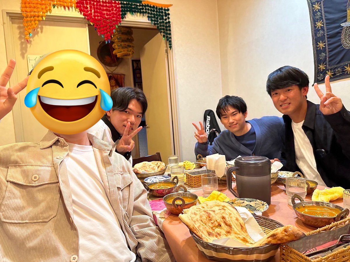 nmu_soft_tennis's tweet photo. 勧誘初日ありがとうございました💫
初日から11人も遊びに来てくれました！🔥
さらに、、、
なんと3人も入部宣言してくれました！🥳🥳

まだまだ4/15-18の勧誘は予約受付中です！
お気軽にLINEまたはDMまでー！ https://t.co/UXhAjwG6yQ