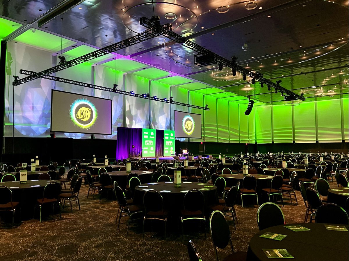 KCSmartPort's tweet photo. Today is the day for KC SmartPort’s Annual Industry Briefing: Electric Revolution! Follow #ElectricKC on Twitter & LinkedIn for updates.
#ElectricRevolution #PluginKC #EVKC https://t.co/GeNby1LiRi