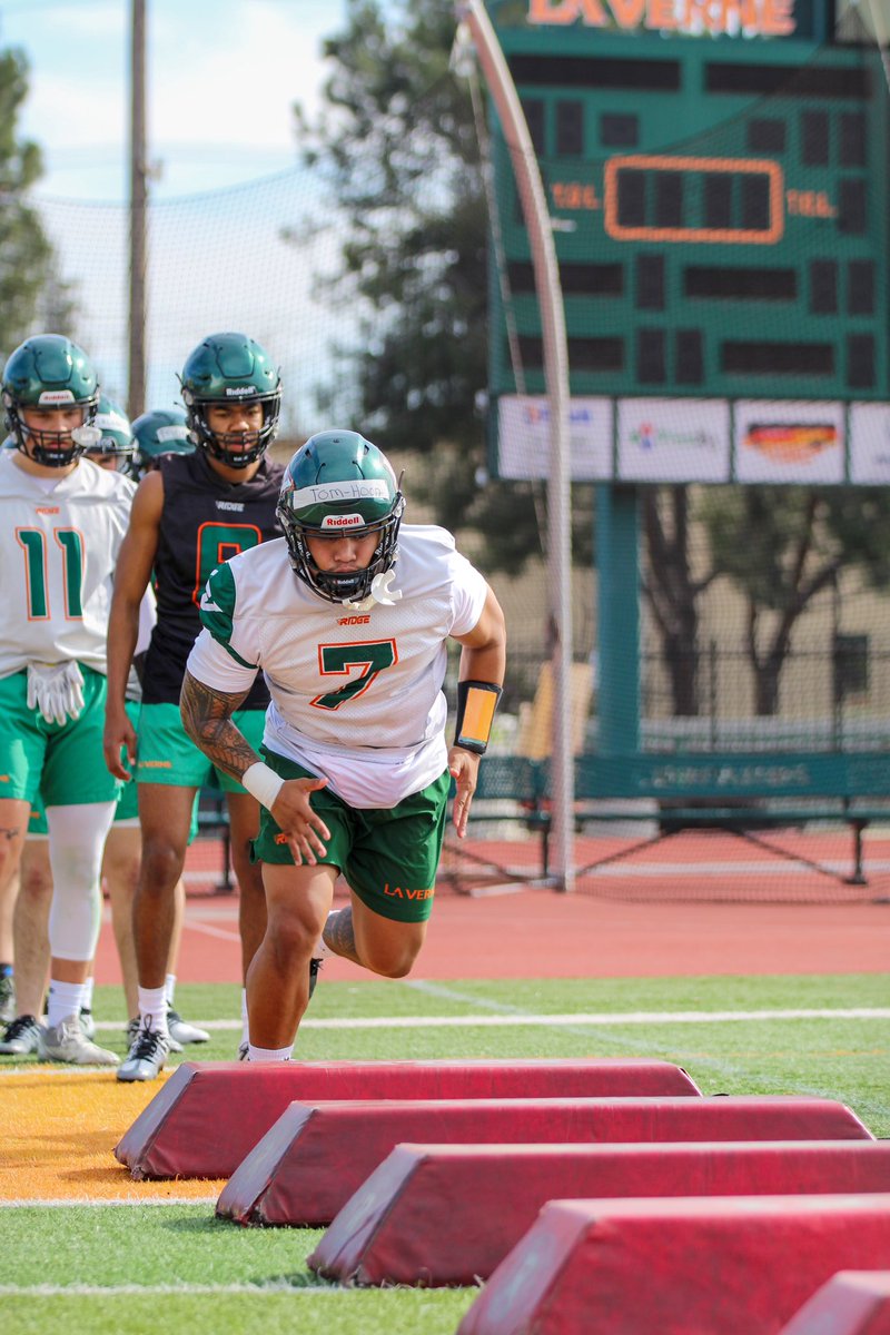La Verne Leopards Football tweet media
