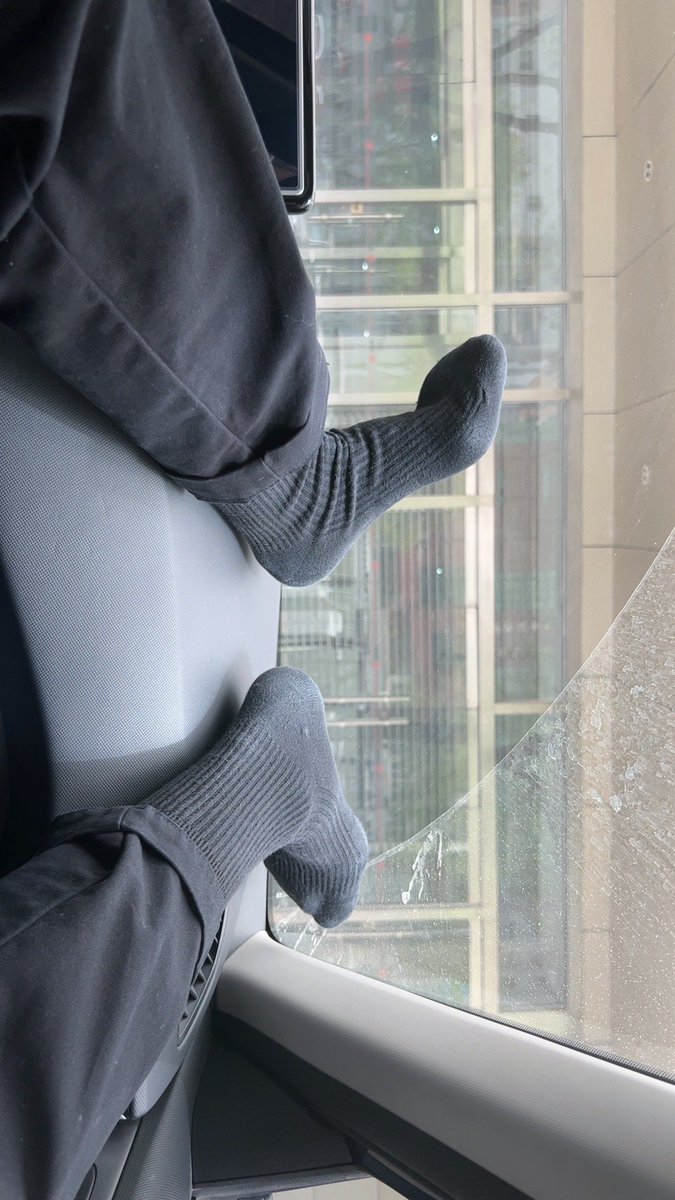 白天去接大叔等着无聊拍的哈哈