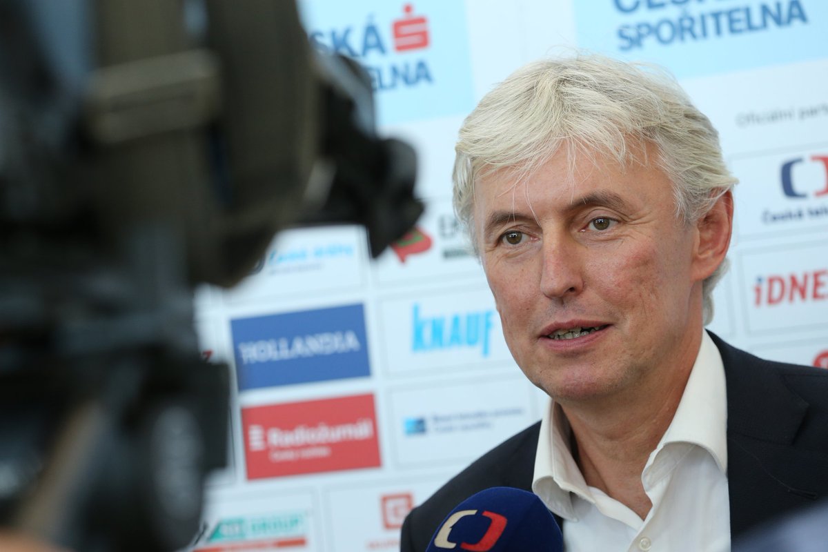 LiborVarhanik's tweet photo. As candidate for EA Presidency I have a plan to help Europe’s federations with a digital transformation to reach and engage more young people. Digitalisation has worked in the Czech republic, why not across Europe as well?
#Libor4president @EuroAthletics https://t.co/jdoRxi4cce
