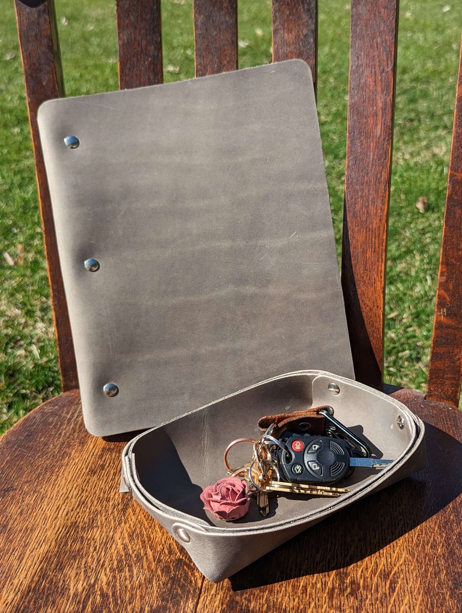 MurdyCreativeCo's tweet photo. Love being able to use beautiful weather as an excuse to photograph products https://t.co/0P2BbtcyiX
