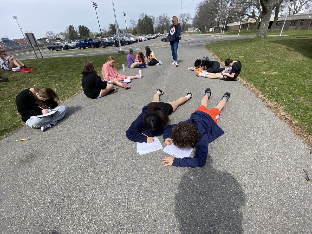 MissF_HealthEd's tweet photo. Getting in some vitamin D while we finish designing our food trucks and signature meals #MyPlateMeals #NutritionEd https://t.co/61UGj9Qb5K