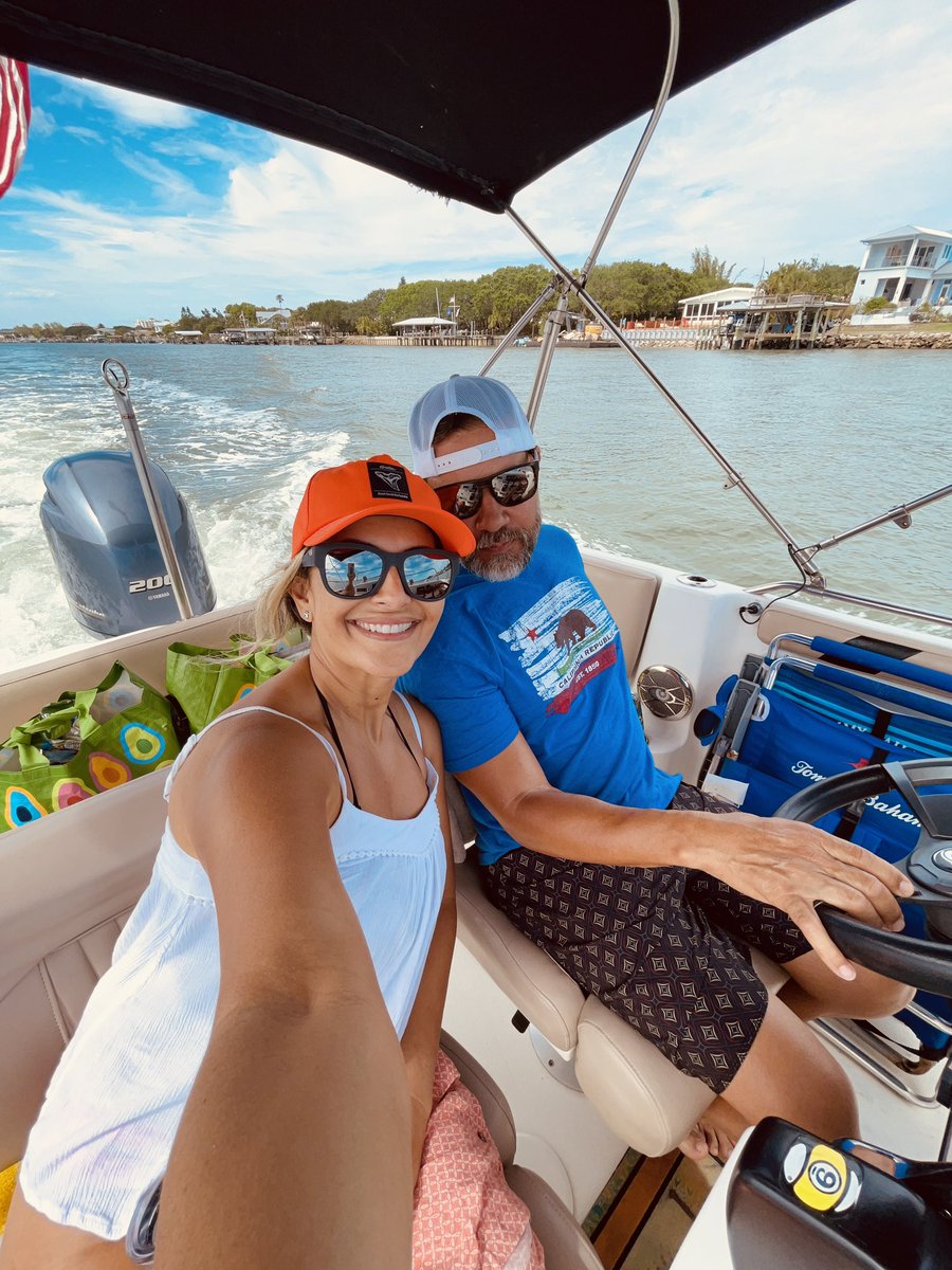 ReiReiRuns's tweet photo. Florida livin’ #florida #beachlife #Easter2023 https://t.co/iW9DA2Anj2