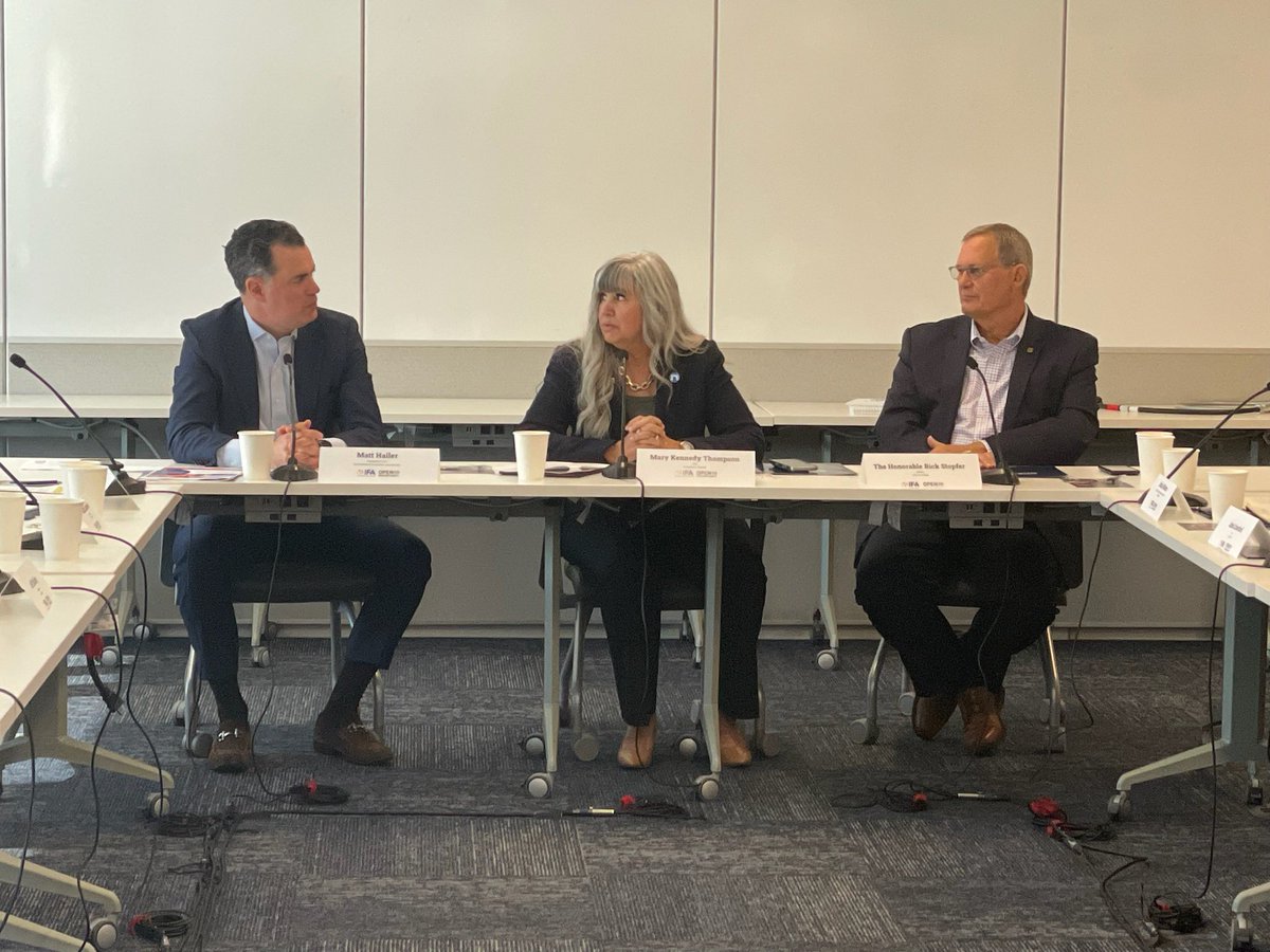 clicktecs's tweet image. Franchising411: .@mkennedythom: &quot;We&apos;re in a very human business. It&apos;s about changing people&apos;s lives... To me #franchising is about controlling your own destiny.&quot; #OpenForOpportunity @Neighborly