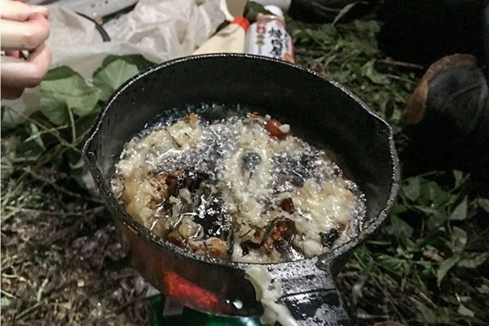 wasedatanken's tweet photo. 《新歓活動"虫食"》
4/15(土)戸山公園にて開催！
食料危機を控える人類の未来のために昆虫たちを美味しく調理して食べてみよう！！
君なりの調理法でアレンジするのだ
なんか調味料持ってきてくれ
まだ参加枠はあるぞ
希望者は公式ラインかDMから問い合わせてくれ
(飛び入り参加も？)
#春から早稲田 https://t.co/UI01vGqaEJ