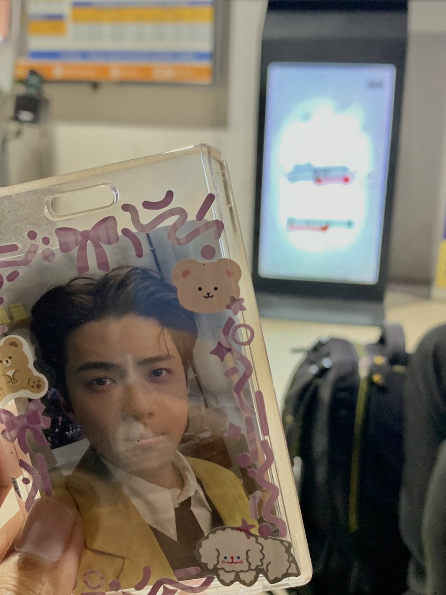 aetherjae's tweet image. Kinda late but ! Thank you for the project @oshrange 🥰🥰
📍Spotted at Stasiun Poncol Semarang
#30thSpringWithSEHUN
#HappySEHUNDay
#세훈이의_30번째_봄바람