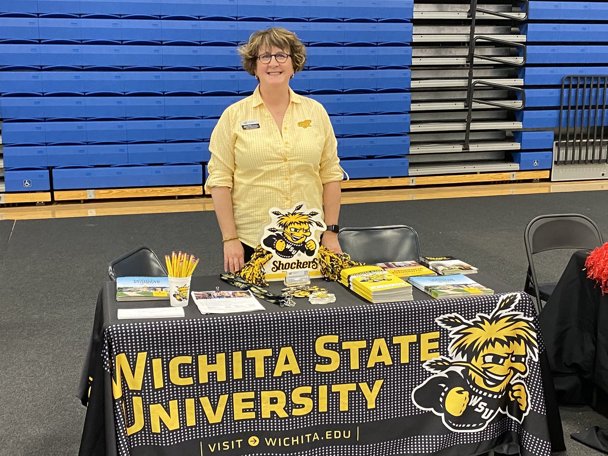 Hey KCKCC students - stop by the @wichitastate transfer table today until 1 pm in the Field House! I’ve got transfer &amp; scholarship info! <a href="/kckccadmissions/">KCKCC Admissions</a> <a href="/KCKCCTEC/">KCKCCTEC</a> <a href="/Olpe1/">Neal Hoelting</a> <a href="/WuChad/">Chad Steinkamp</a> <a href="/wheatweet/">Bobby Gandu</a>