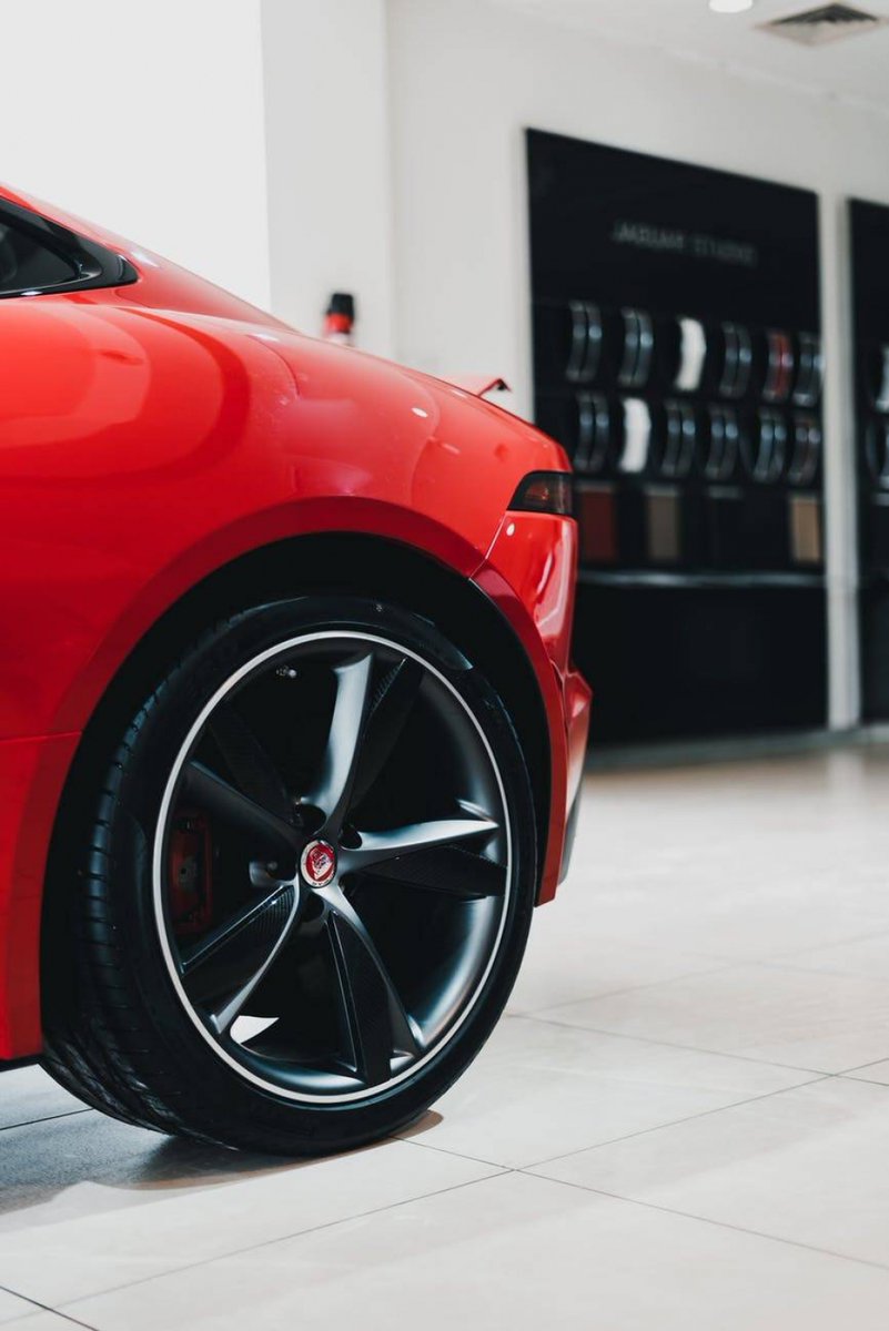 GQPierre's tweet photo. Isn't it cool?  #Tire #Wheel #Vehicle #Hood #Automotivetire #Automotivelighting #Car #Lockinghubs #Tread #Automotivedesign https://t.co/lBNkgkiJO8