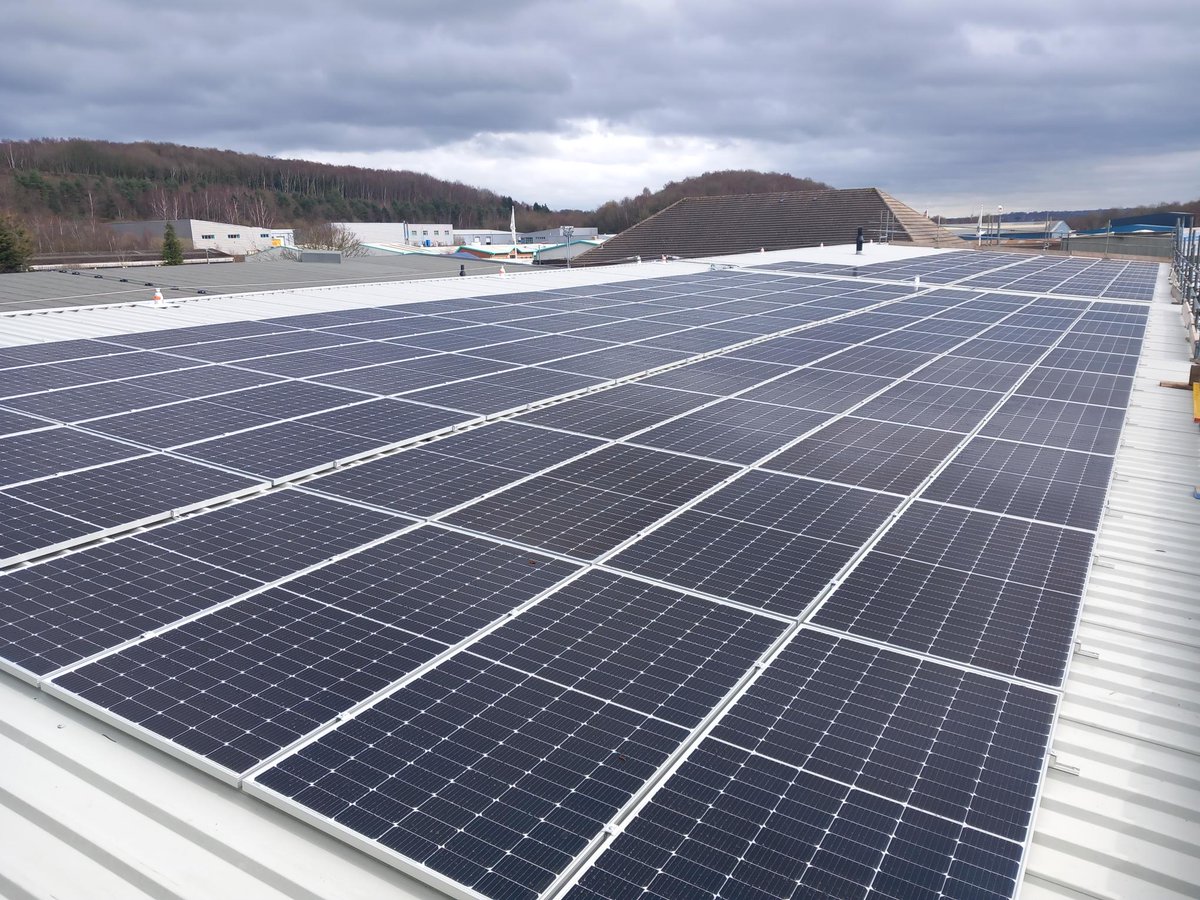 A recent installation completed here in our town of Chesterfield.

It is so refreshing to see the hard work being done to create a sustainable future, not just for our large industrialised cities, but also for our local towns, communities and smaller business'.

#solarpv #green