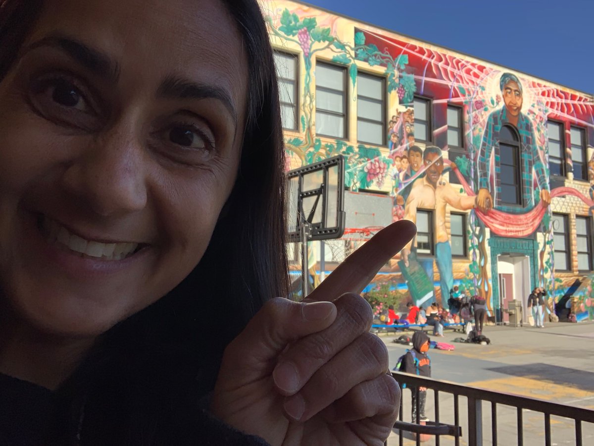 Ms. Zareen tweet media