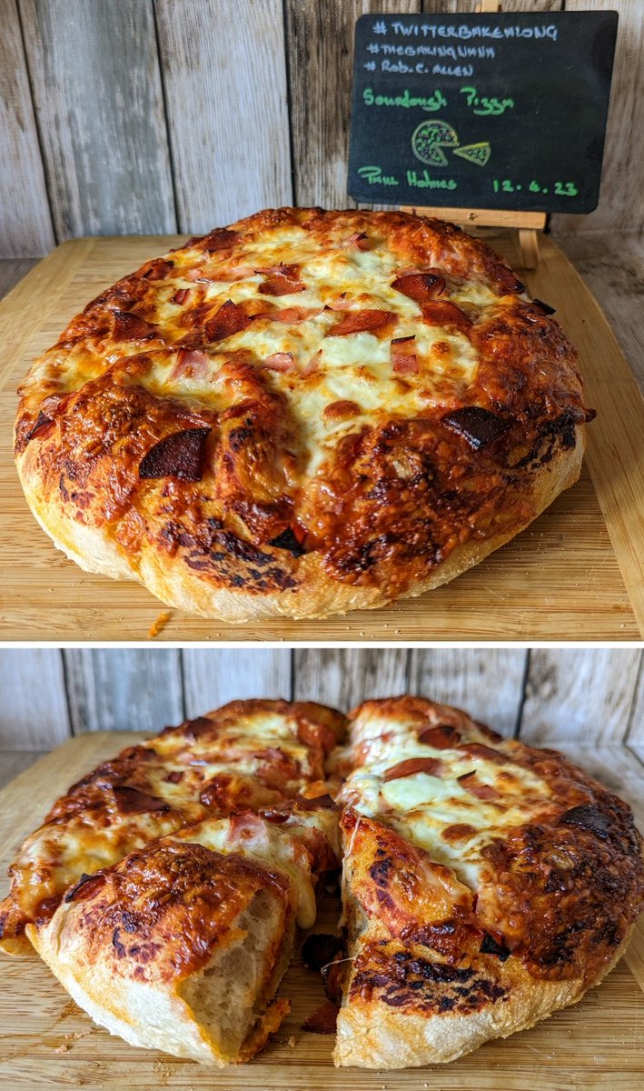 paul_holmes3's tweet photo. When the moon hits your eyes like a big pizza pie ,that's Amore ❤️
A lovely sourdough pizza,with too many toppings to list lol
@Rob_C_Allen @thebakingnanna1 @carrs_flour #twitterbakealong #pizza #pizzabread #sourdough #bread https://t.co/GlJVtTTZ7a