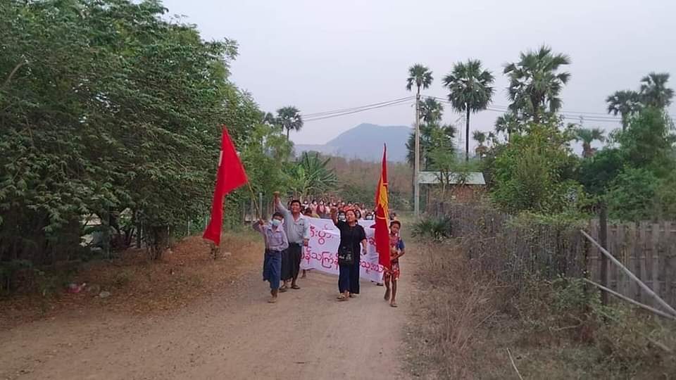 ActivistLittle's tweet photo. An anti-coup revolutionary strike somewhere in Sagaing region.

#2023Apr12Coup #WhatsHappeningInMyanmar #EndImpunity #WarCrimesOfJunta https://t.co/2EiiZSaqAL