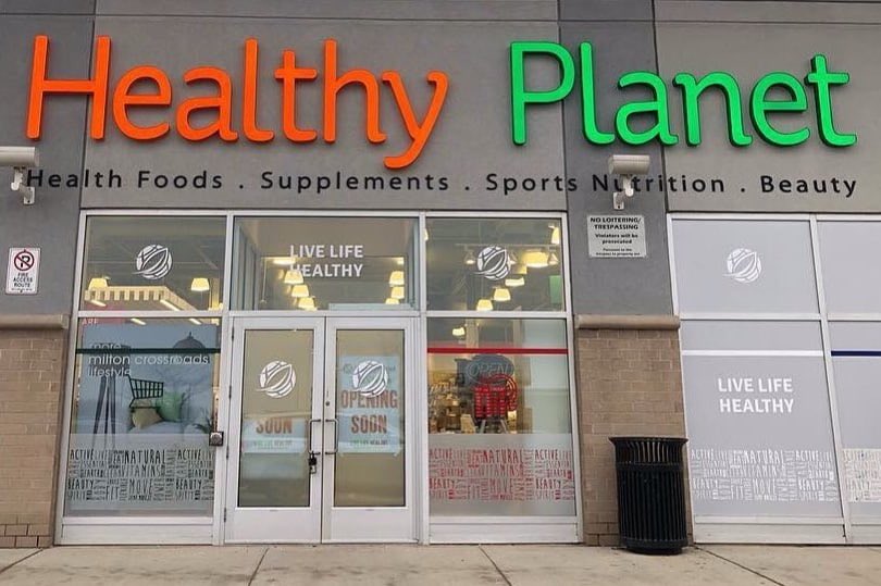 stronglikedad's tweet photo. This Friday, I'm embarking on a new opportunity!

I'm proud to be @healthyplanetca’s newest Sports Nutritionist.

I'll continue coaching online and looking forward to helping families raise the standard of health in my local community.

Can't wait to share all of this with you! https://t.co/HOLWtBdg60