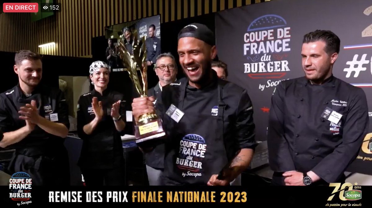 [Événement] Le Champion 2023 <a href="/CFBurger_Socopa/">CoupedeFranceBurger</a> 🇫🇷 est Matthias Carré - Nord-Est « Paint it Black » 🏆 devant Nicolas Leroux - Sud-Ouest « Psychedelique Rock Burger » et Grégoire Serre - Sud-Est « Diner Burger ». Bravo aux participants pour les rock 'n' roll burgers 🍔 ! #CFBurger