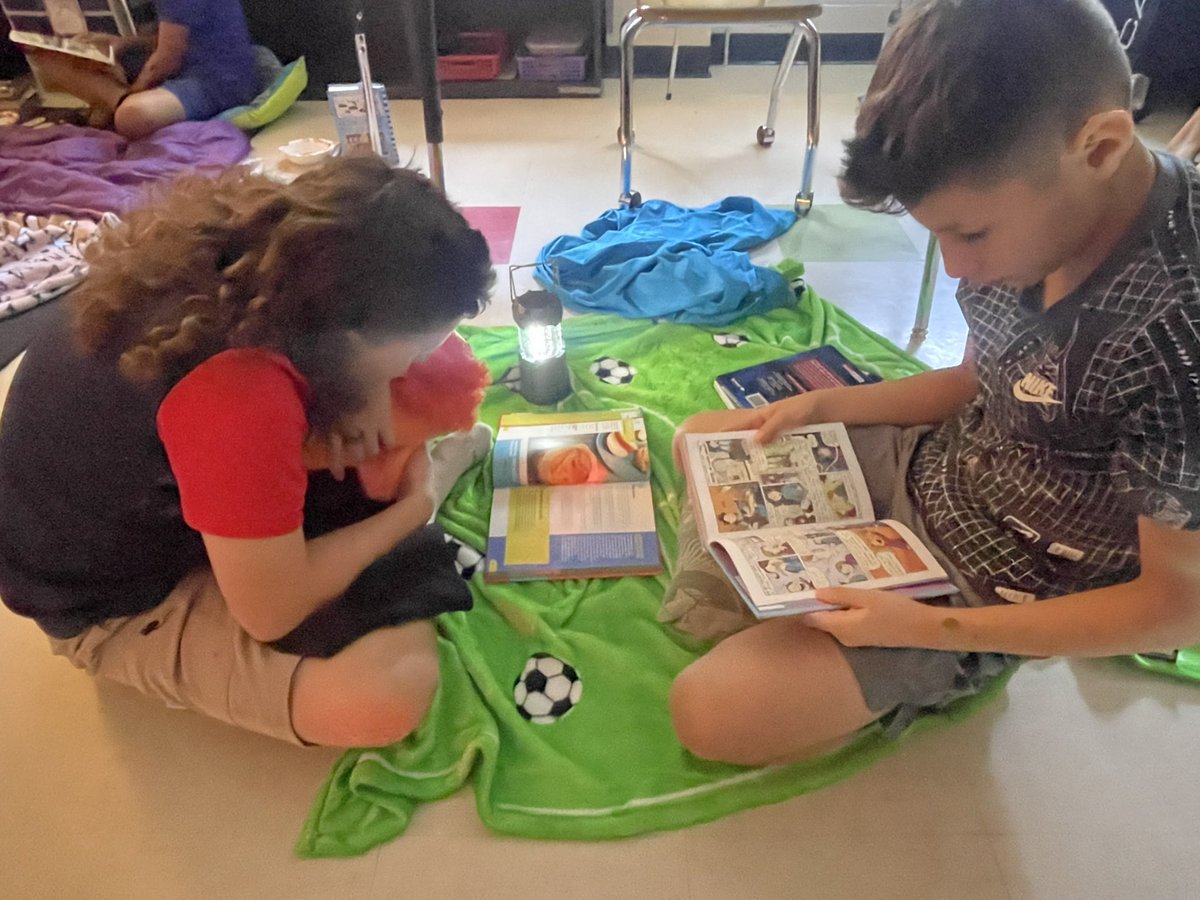 msjpascual's tweet photo. Fourth graders camping out with a good book! 📚📖🏕️ “Drop Everything And Read” day is in FULL effect! 
#dropeverythingandread
@NISDHoffmann https://t.co/9pGFoALDnp