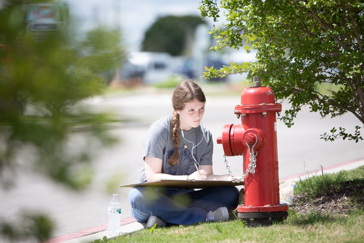 TAPPSart's tweet image. Awards have been given and only a few minutes left until you can find out who won! The exhibit hall opens at 11AM! #TAPPSart