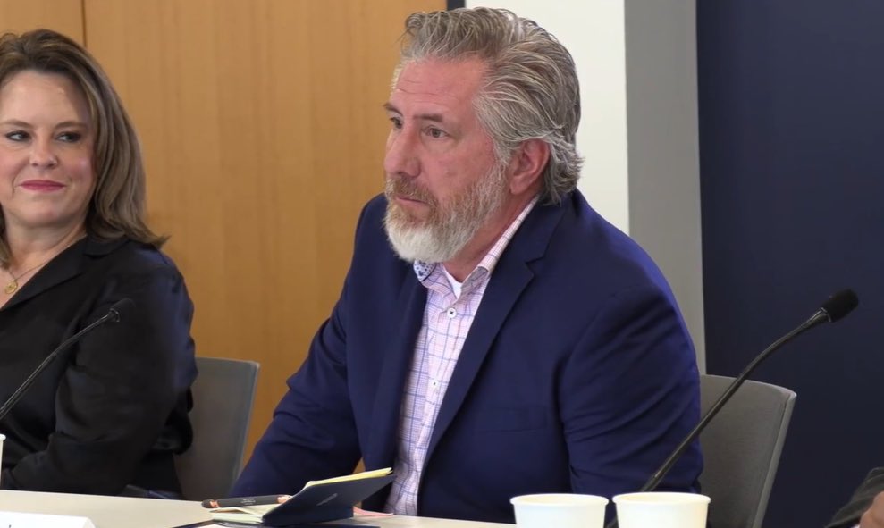 clicktecs's tweet image. Franchising411: Jody Lamb, @FASTSIGNS franchisee says, &quot;The franchise system was modeled to give back. It&apos;s that small business mindset.” #OpenForOpportunity