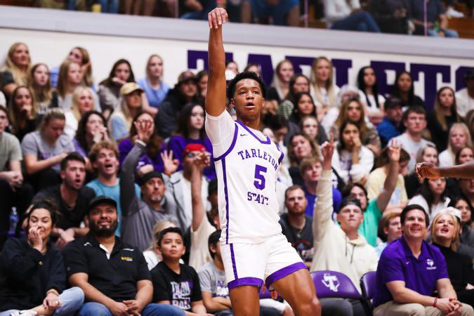 IzzyMiles5's tweet image. After A Great Conversation With Coach Gillepse I am Beyond Blessed To Earn My 4th Division 1 Offer From Tarleton State University!💜 #TexanNation 
@GrissomHoops @iballradio @recruitszone @StrowShow_ @hoopseen @RL_Hoops