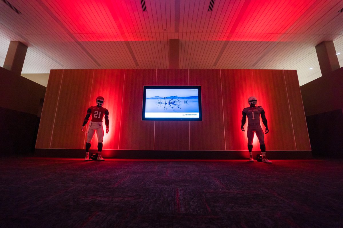 A 6,320 square foot locker room and player lounge! The #YoteLife is first class!! #GoYotes 🐾🟥