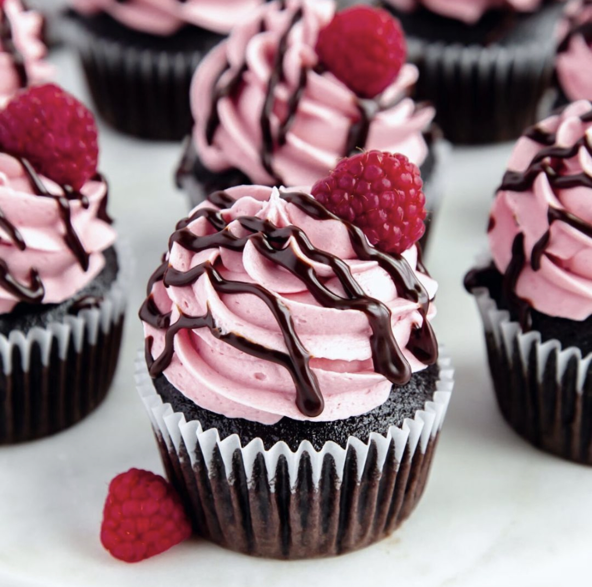 KoernerCo's tweet image. Looking for a delicious chocolate muffin batter that will leave your tastebuds begging for more AND that's gluten-free?! Look no further! Go on, start baking 😉

SHOP: koerner-co.com/gluten-free-ch…

#koernercompany #chefmaster #foodie #cupcake #heycupcake #cakes