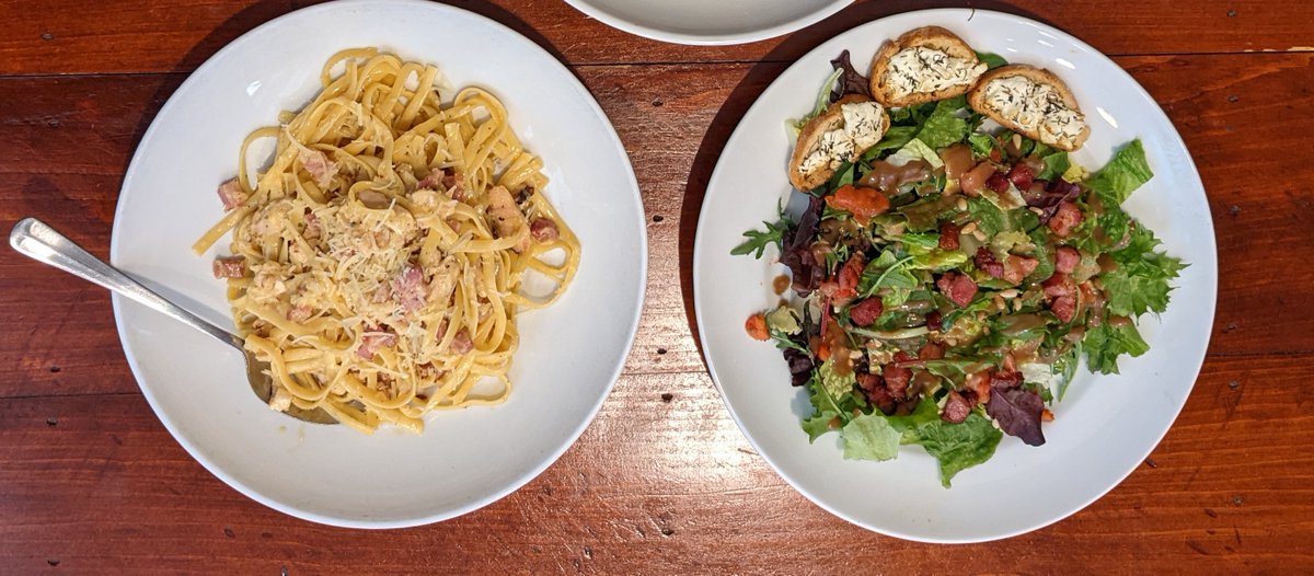 cafeveronaind's tweet photo. With today being such a lovely day - which do you feel like stopping in for? A plate of delicious pasta? Or a rich salad with everything you could ask for?

Decisions, decisions.... https://t.co/gpKRGZwnz0